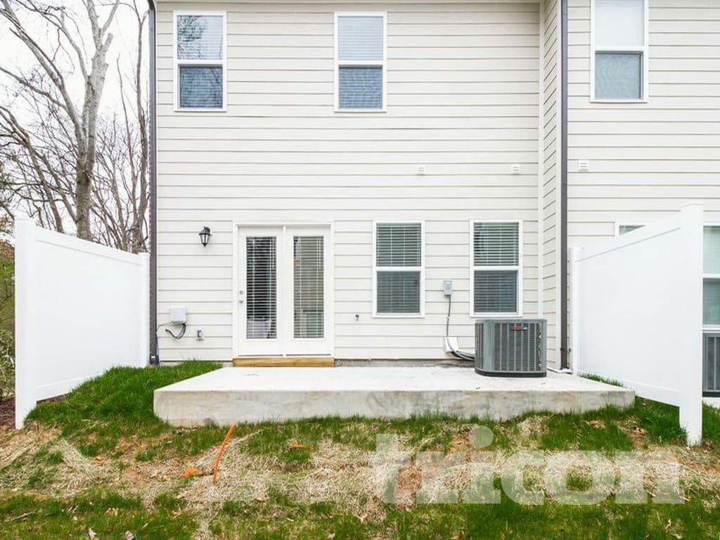 Building Photo - 211 Ashmere Ct