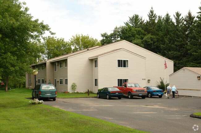 Primary Photo - Sunrise River Apartments