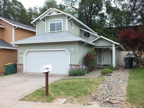 Building Photo - Placerville 3/2 home