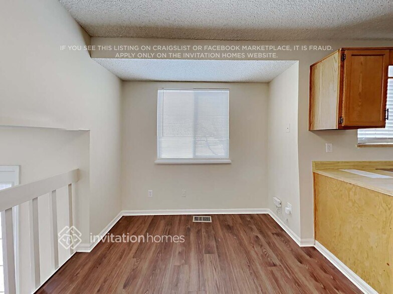 Building Photo - 3474 Foxridge Dr