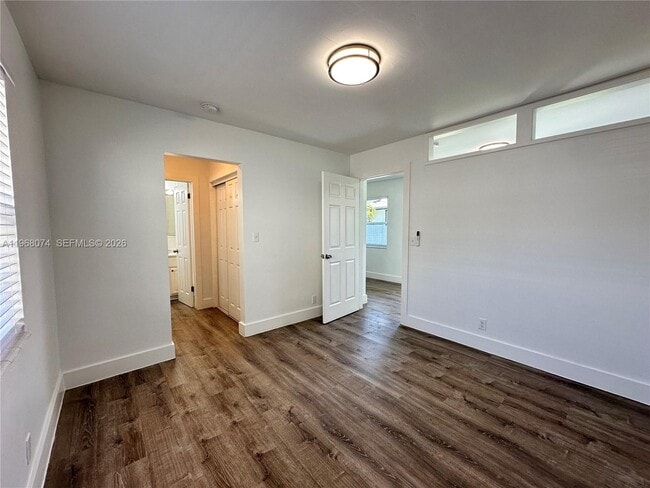 Building Photo - 2309 Madison St