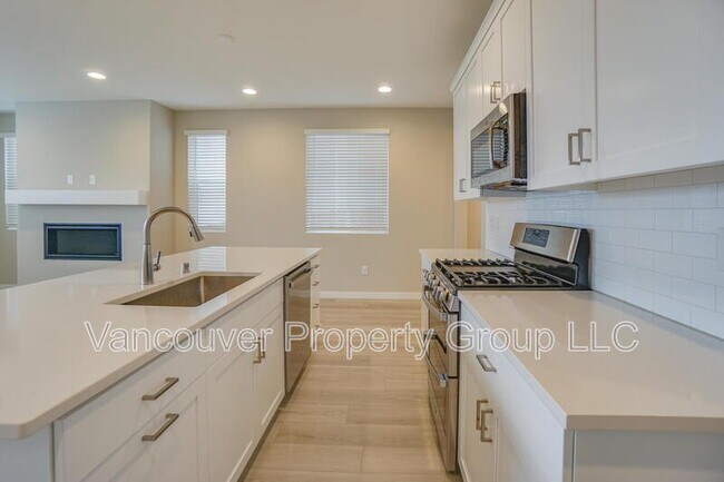 Building Photo - 721 NW 178th Wy