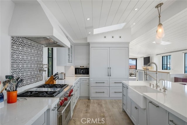 Building Photo - 2903 Manhattan Ave