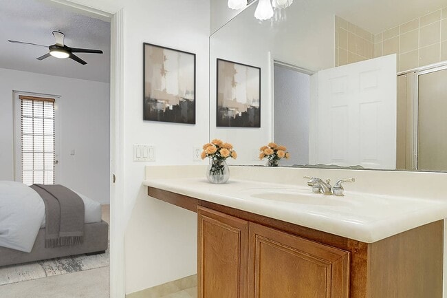 Building Photo - 135 Seagrape Dr