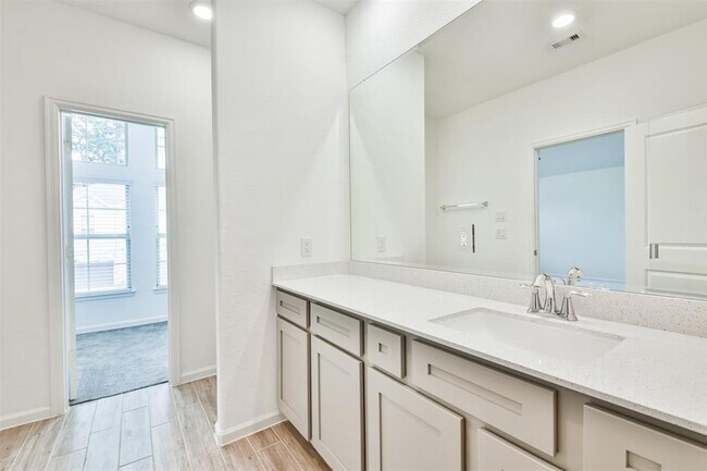 Building Photo - 582 Dry Fork Ln