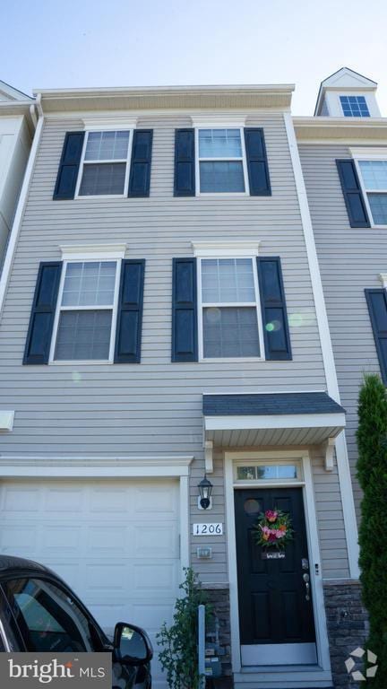 Building Photo - 1206 Acorn Ln