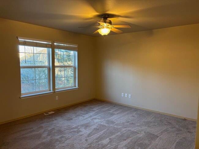 Building Photo - 9903 197th Ave E