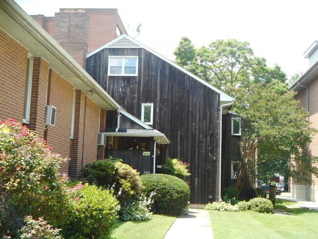 Primary Photo - 116 N Union Ave