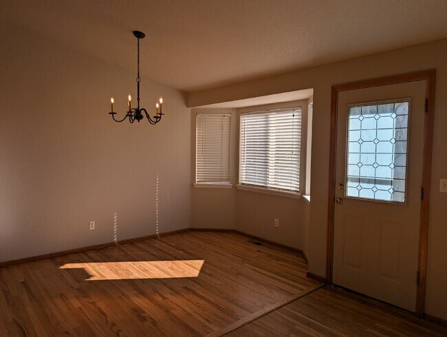 Building Photo - Spacious 4-Bed, 3-Bath Home for Rent in Be...