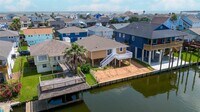 Building Photo - 901 Bonita Dr