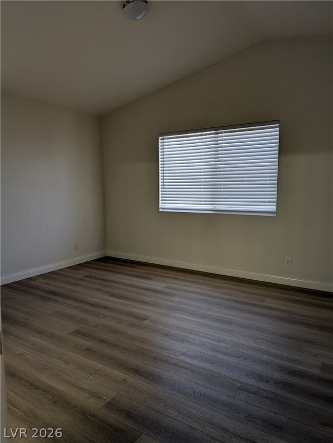 Building Photo - 5845 Springmist St