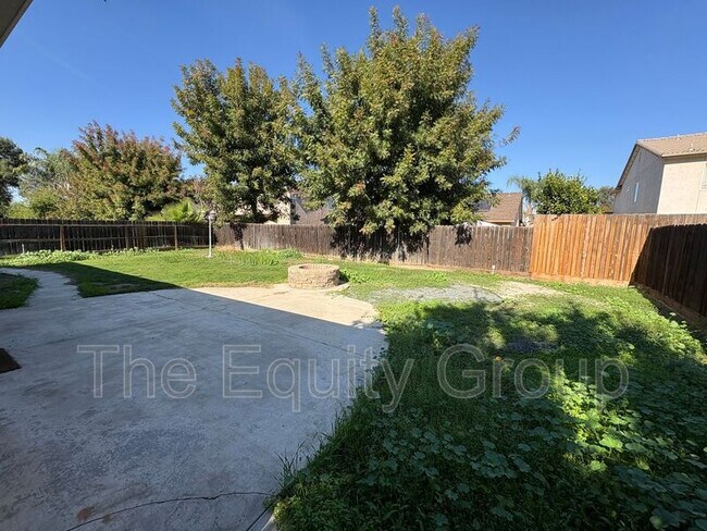 Building Photo - 3118 W Flagstaff Ave