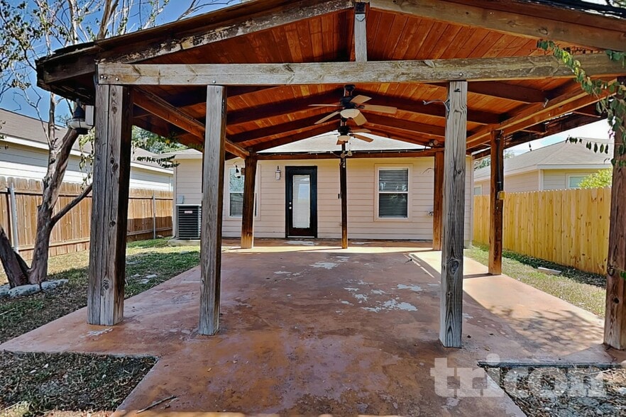 Building Photo - 11443 Coral Canyon