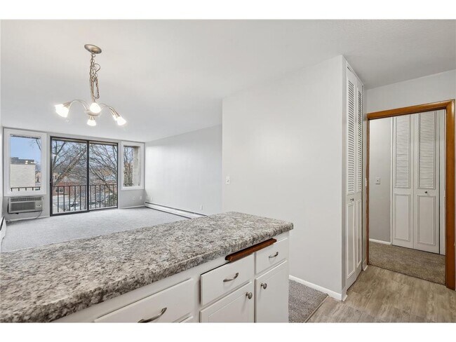 Building Photo - 4029-4014 14th Ave S