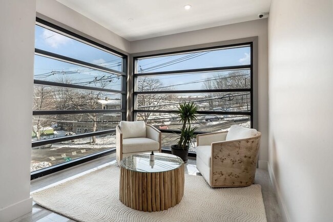 Building Photo - 3309 Liberty Ave