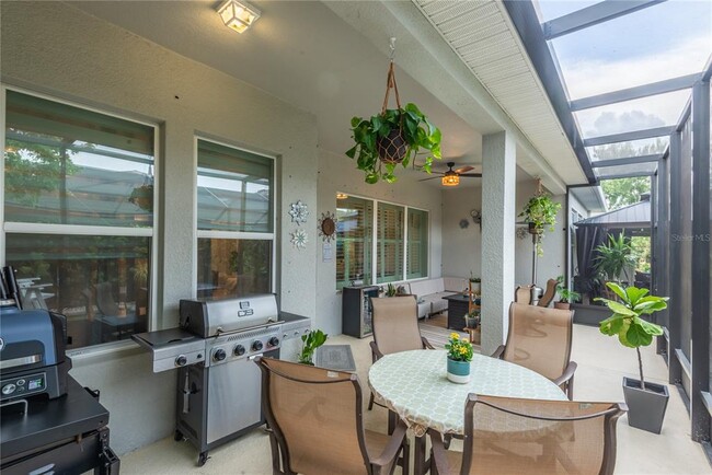 Building Photo - 16459 Courtyard Loop