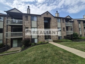 Building Photo - 68 View Terrace Dr
