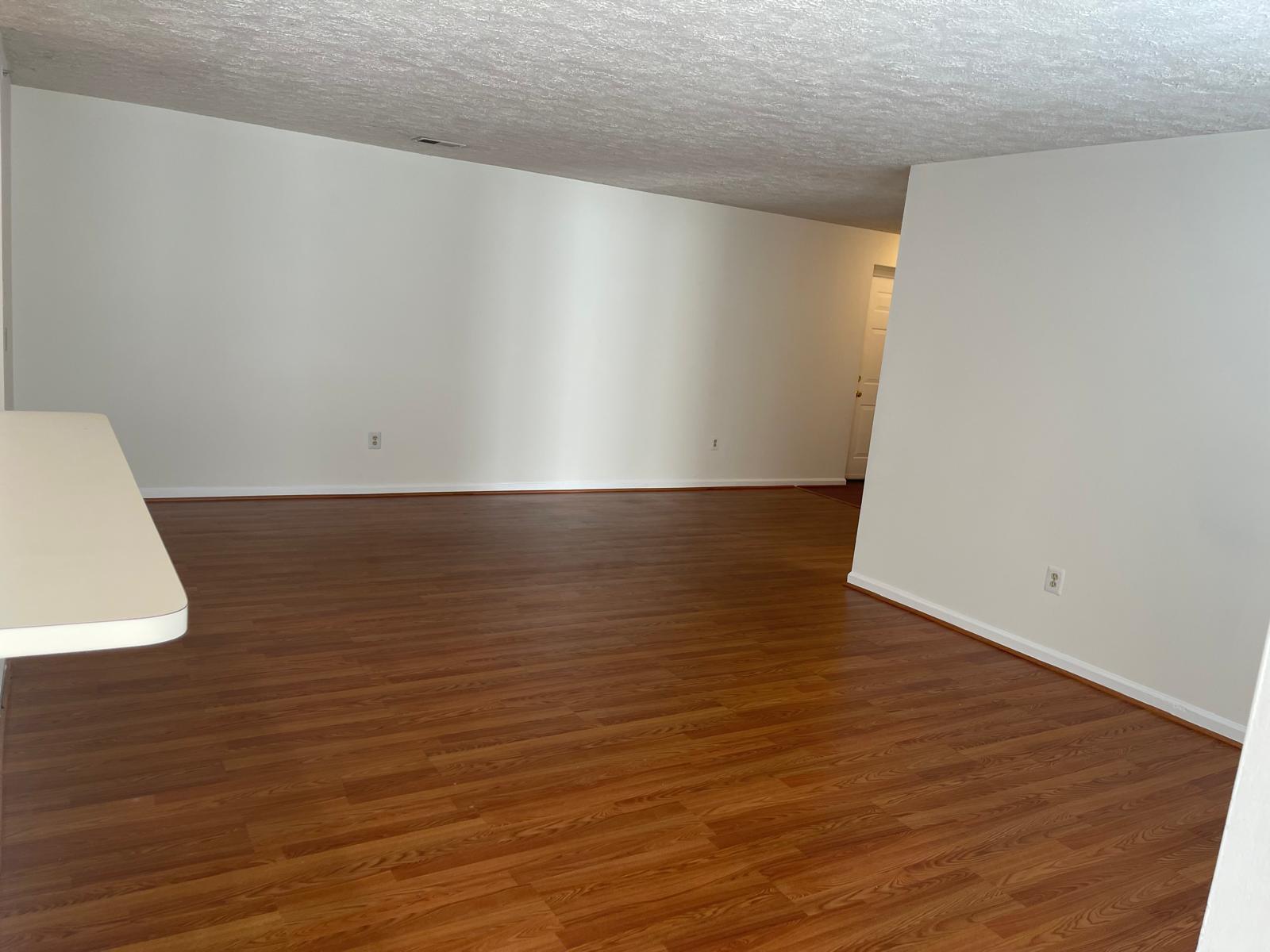 Building Photo - 5610 Avonshire Pl