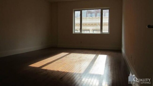 Building Photo - 2 bedroom in NEW YORK NY 10013