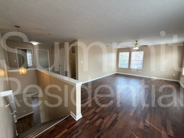 Building Photo - 8005 Harshaw Dr