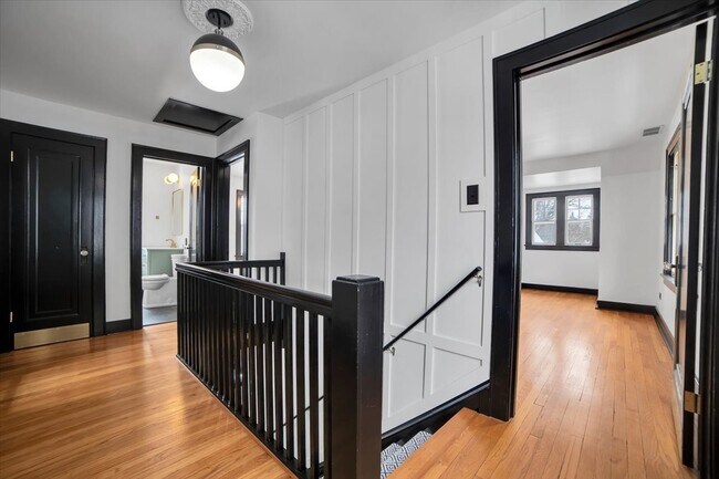 Building Photo - 4941 Montgomery Ave