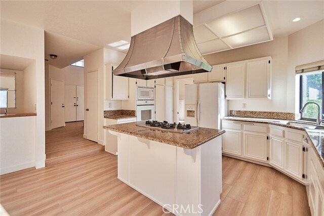 Building Photo - 24352 E Rimford Pl