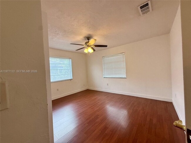 Building Photo - 16665 SW 93rd Ct