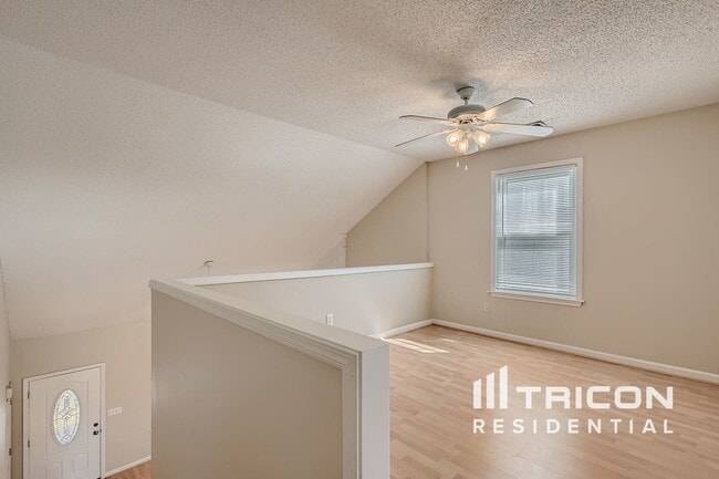 Building Photo - 1672 Woodsford Rd