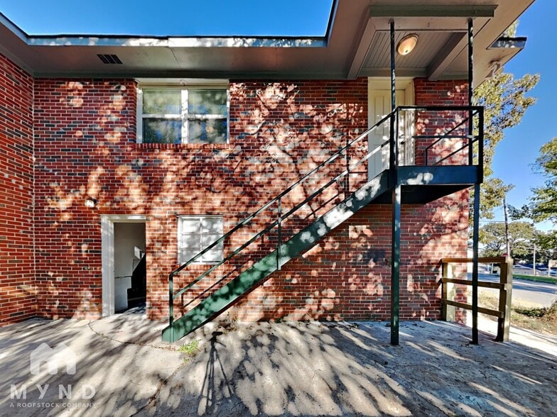 Building Photo - 3420 Avenue Q