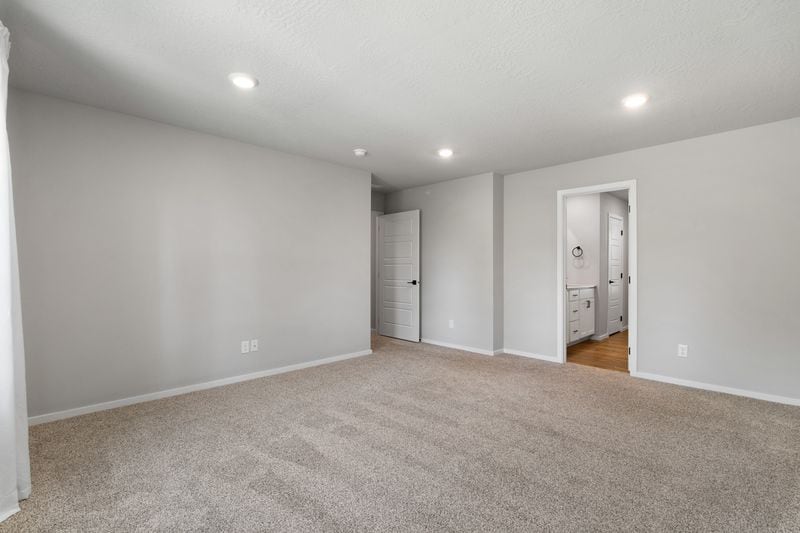 Building Photo - 12413 E Dickens Ln