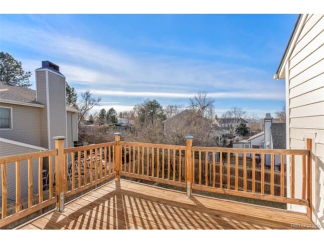 Building Photo - 7073 S Elm St