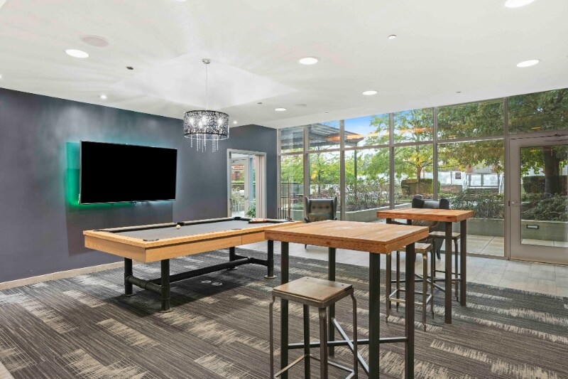 Building Photo - 3784 N Halsted St