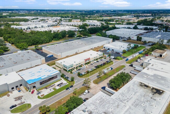 Building Photo - 7330-10