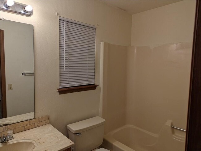 Building Photo - 2863 Kasey Ave
