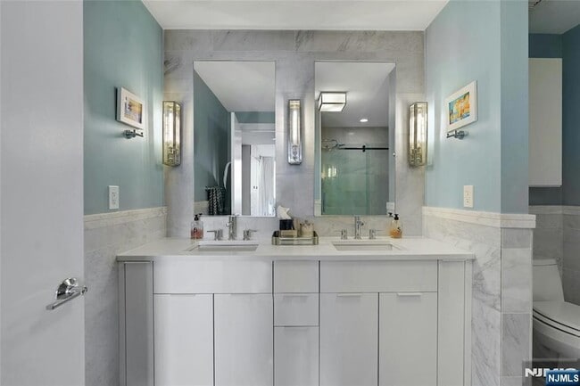 Building Photo - 9 Ave at Port Imperial