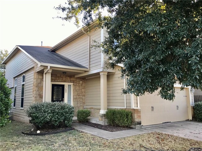 Primary Photo - 13609 Pine Warbler Dr