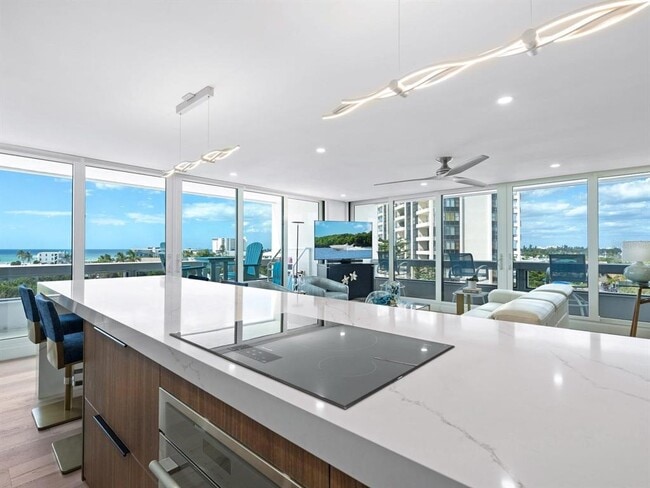 Building Photo - 5400 Ocean Blvd