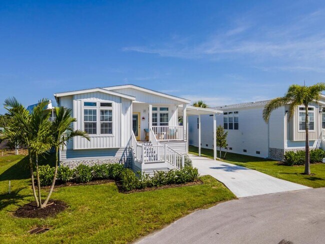 Building Photo - 11596 Palm Dr
