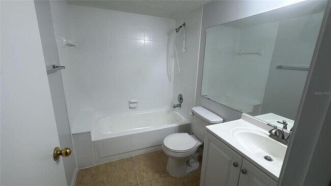 Building Photo - 8203 Sun Spring Cir