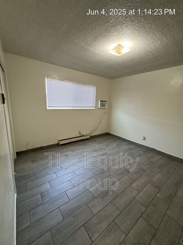 Building Photo - 352 S Blackstone St