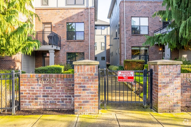 Entrance - 1420 NW 20th Ave