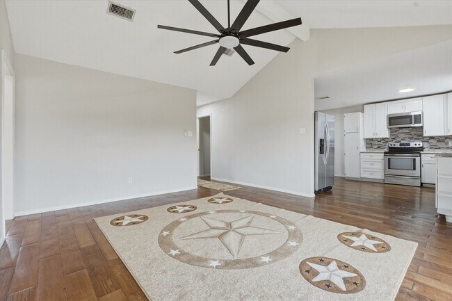 Building Photo - 5734 Arthington Ave