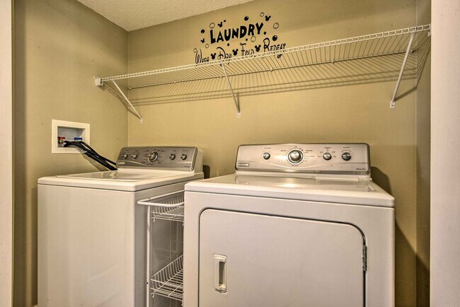 Building Photo - 407 Samuel St