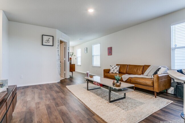 Building Photo - 5911 Bluestem Wy