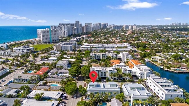 Building Photo - 221 Shore Ct