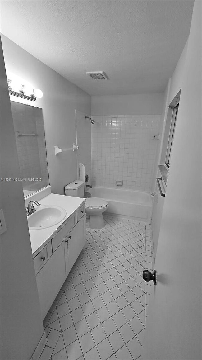 Building Photo - 3409 NW 44th St