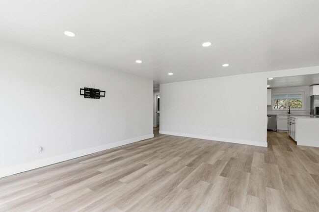 Building Photo - 4838 Wilmington Pike