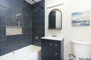 Building Photo - 325 Montana St