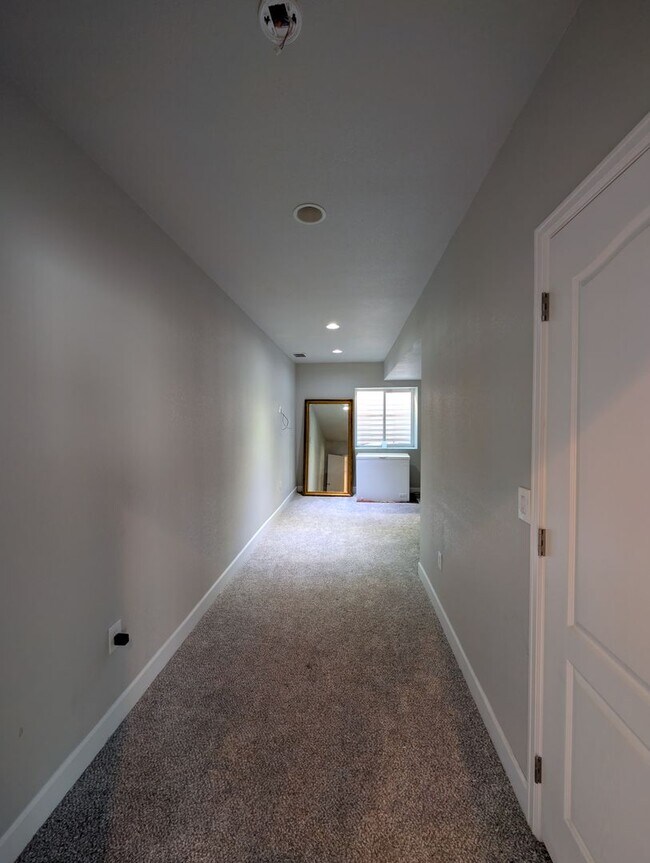 Building Photo - 22441 E Chenango Dr