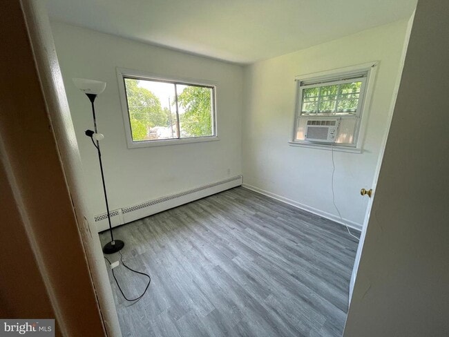 Building Photo - 14105 Robinson Ct